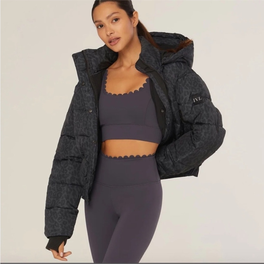 NWT IVL Puffer Coat